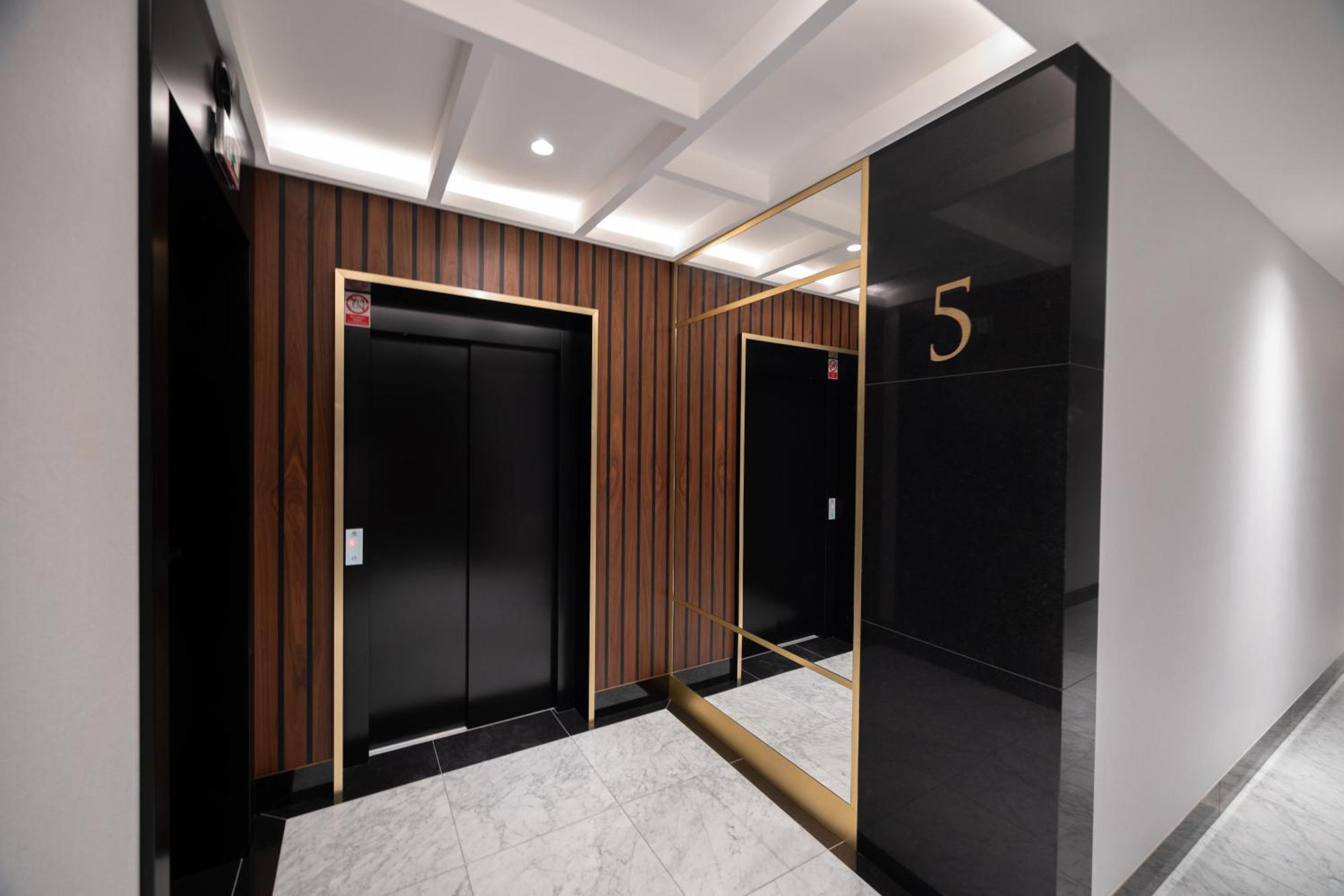 Apartment Brabank Riverside Stara Stocznia Premium Sauna & Gym Γκντανσκ Εξωτερικό φωτογραφία
